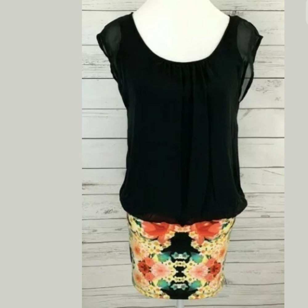 Black Floral S A.Byer Dress Button Close Stretch